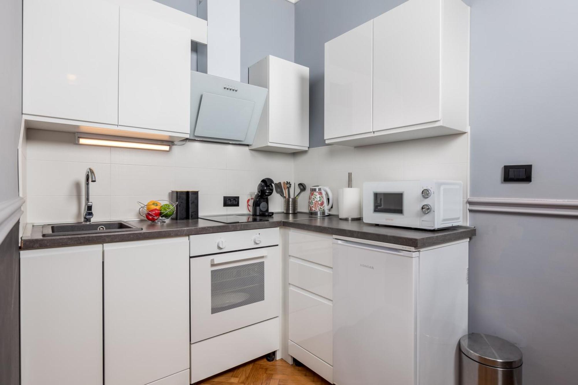 Apartment Tiziano-Belveder With Private Garage Риека Экстерьер фото